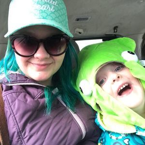 Meet your Posher, Lyndsie